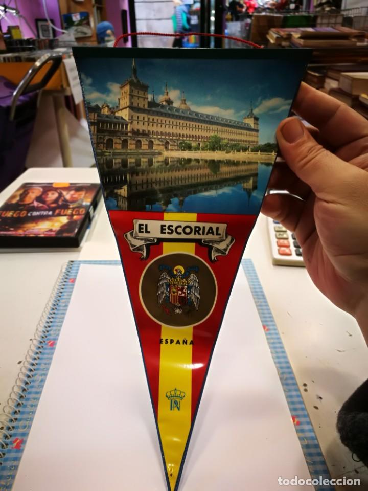Sammlung von Wimpeln: BANDERIN EL ESCORIAL ESPA&Ntilde;A