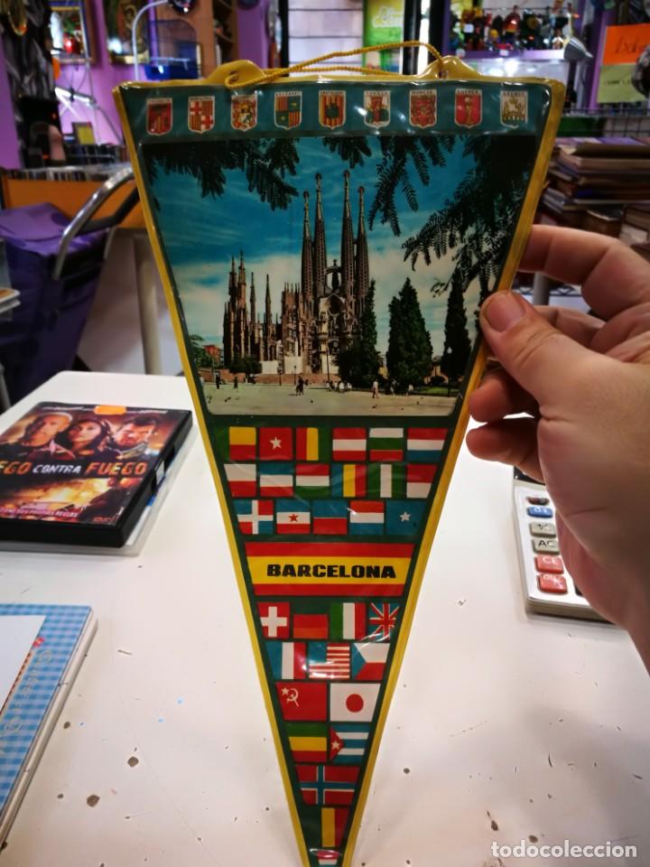 Sammlung von Wimpeln: BANDERIN BARCELONA