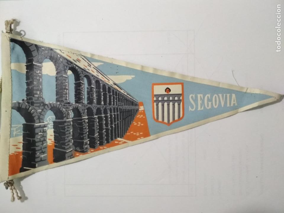 Galhardetes de cole&ccedil;&atilde;o: BANDERIN SEGOVIA