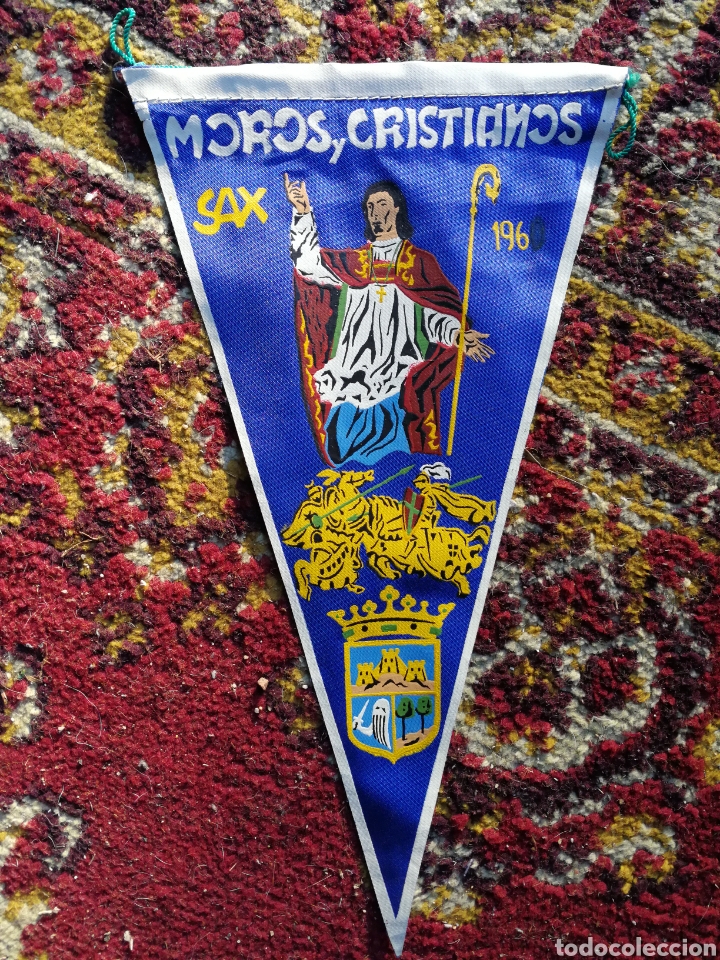 Fanions de collection: ANTIGUO BANDER&Iacute;N TELA FESTEJOS MOROS Y CRISTIANOS- SAX ,1960. PERFECTO ESTADO!!!.