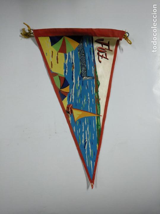 Sammlung von Wimpeln: BANDERIN FOZ. CAR131