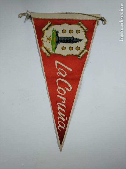 Bandierine di collezione: BANDERIN LA CORU&Ntilde;A. CAR131