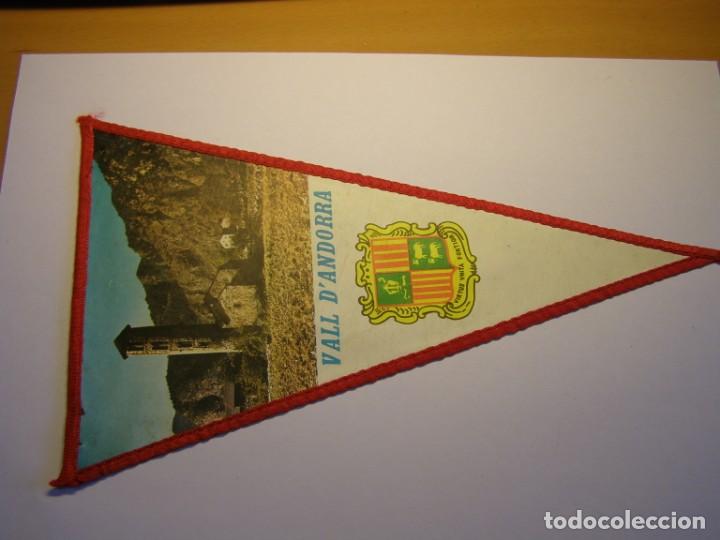 Banderines de colecci&oacute;n: Antiguo banderin Vall de Andorra, a&ntilde;os 1960.