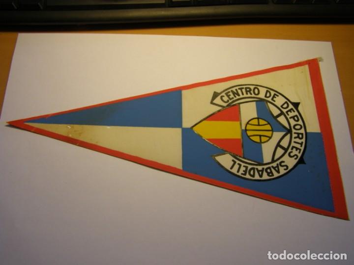 Banderines de colecci&oacute;n: Antiguo banderin Centro de Deportes Sabadell, a&ntilde;os 1960.
