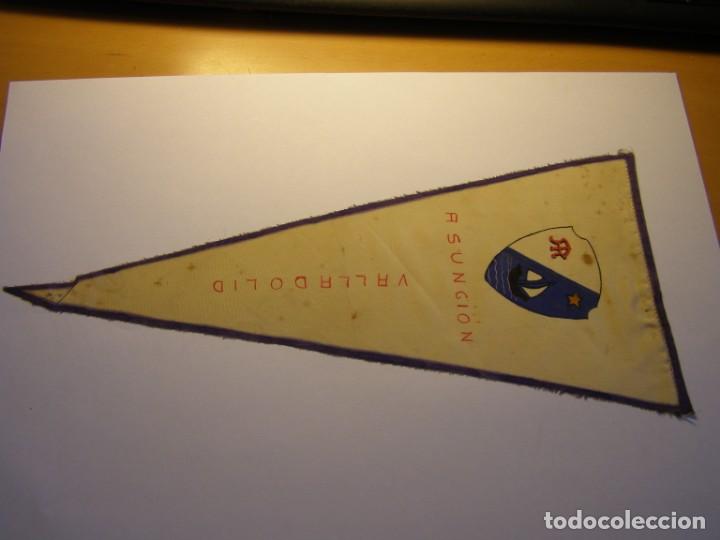Banderines de colecci&oacute;n: Antiguo banderin iglesia de la Asuncion, Valladolid, pintado a mano, a&ntilde;os 1960.