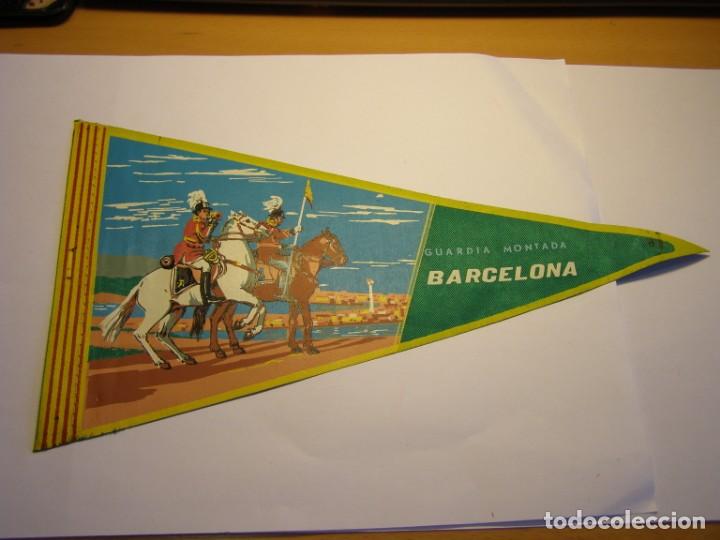 Banderines de colecci&oacute;n: Banderin Guardia Montada de Barcelona, a&ntilde;os 1960.