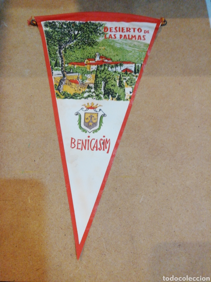 Sammlung von Wimpeln: Banderin de Benicasim