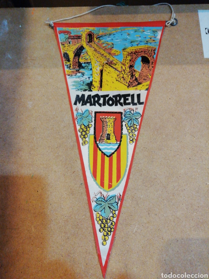 Sammlung von Wimpeln: Banderin de Martorell