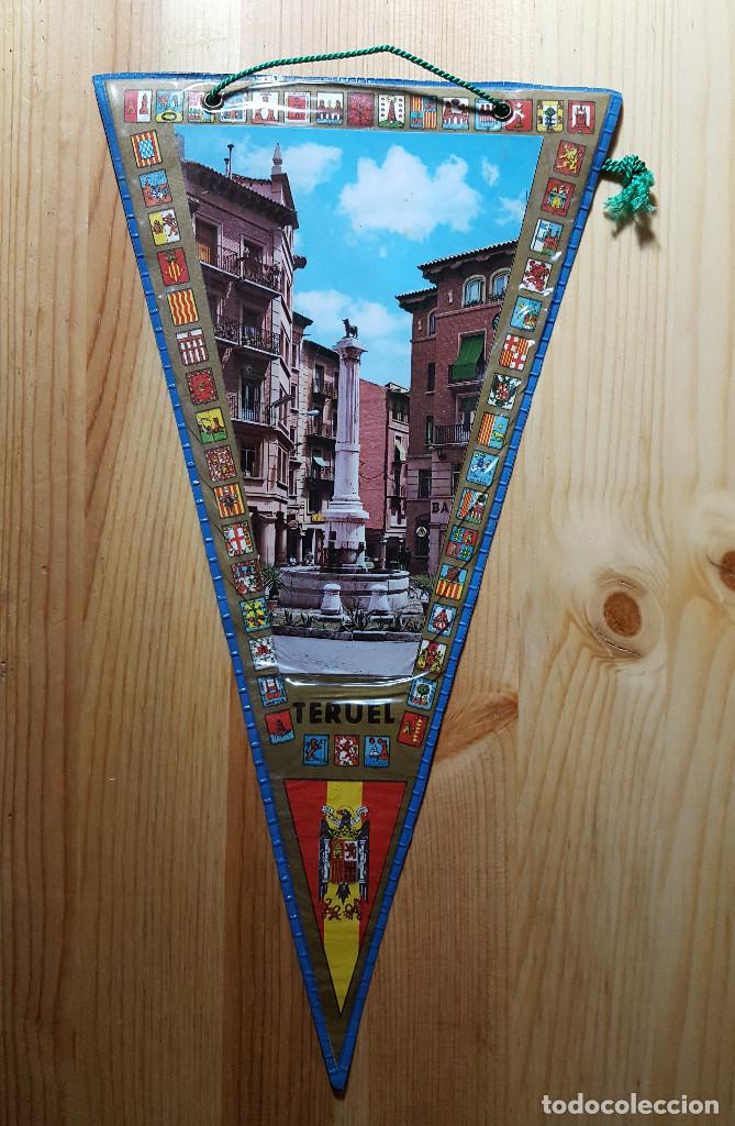 Banderines de colecci&oacute;n: Banderin de teruel - Aguila de san Juan
