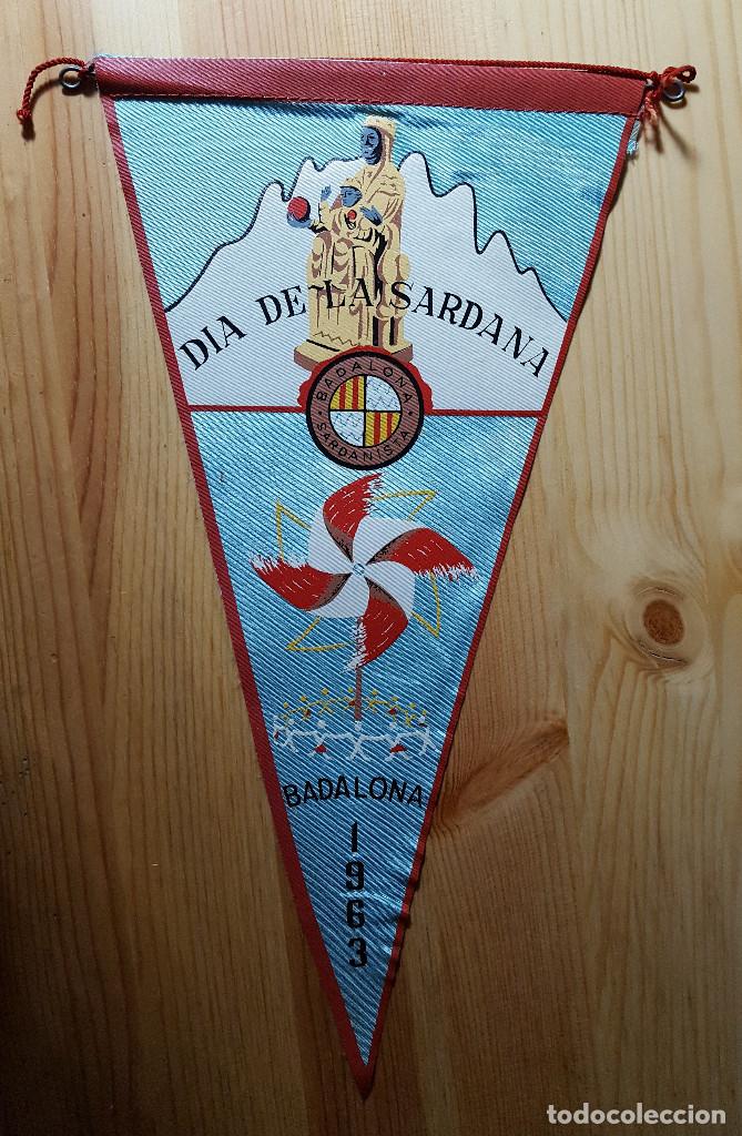 Banderines de colecci&oacute;n: Banderin de Badalona Dia de la sardana 1963