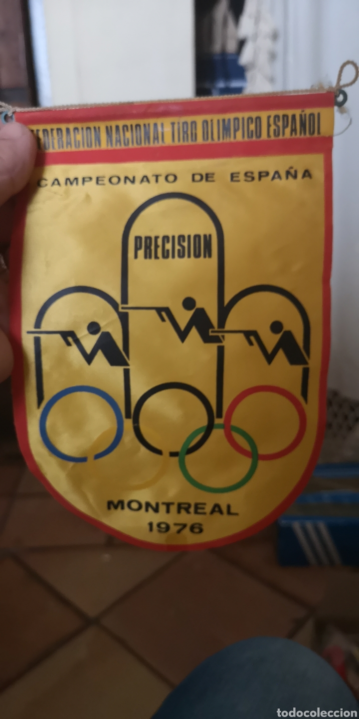 Galhardetes de cole&ccedil;&atilde;o: Bander&iacute;n de la Federaci&oacute;n Nacional de tiro ol&iacute;mpico Campeonato de Espa&ntilde;a Montreal