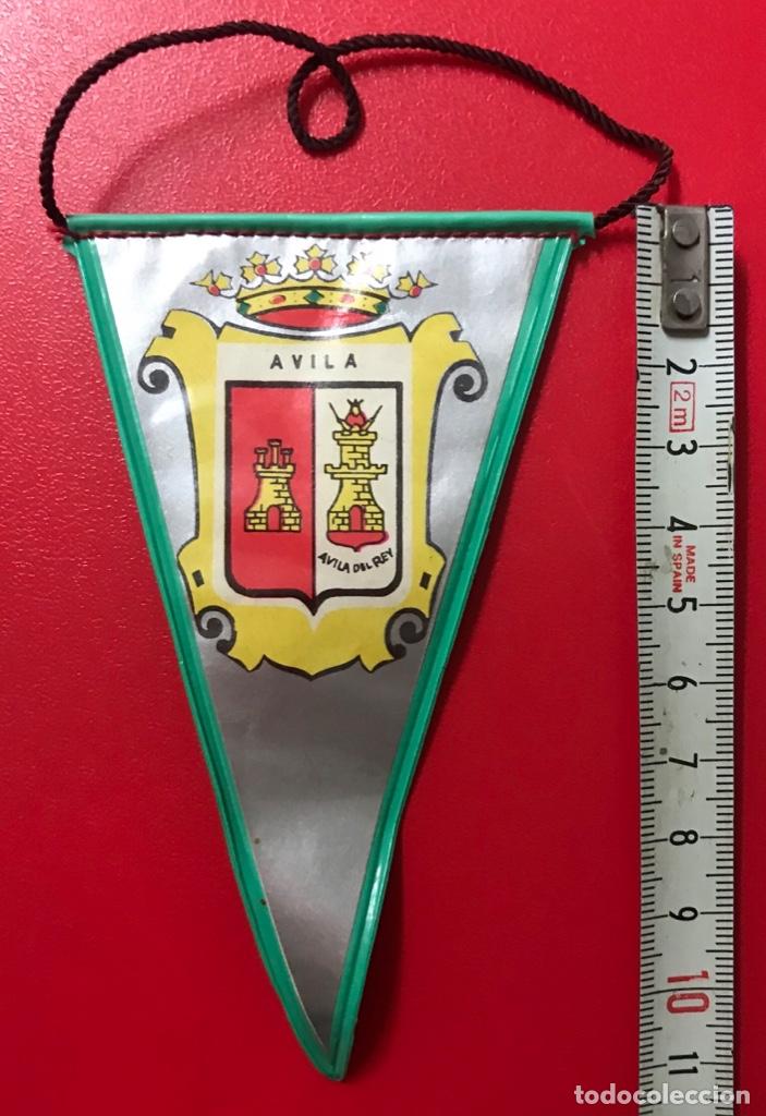 Bandierine di collezione: Avila del Rey - Mini bander&iacute;n de Kiosko - Pl&aacute;stico