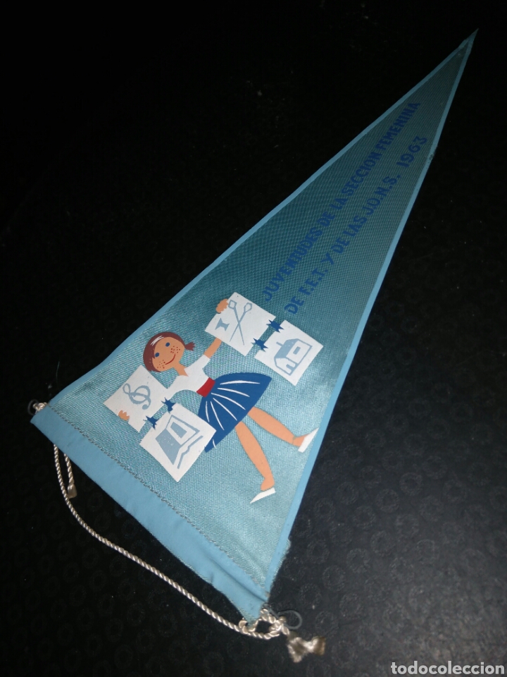 Sammlung von Wimpeln: Bander&iacute;n de las J.O.N.S 1963
