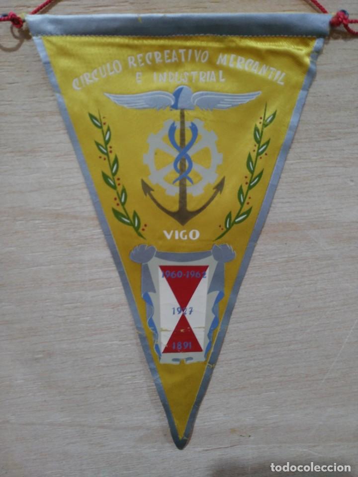 Galhardetes de cole&ccedil;&atilde;o: Bander&iacute;n C&iacute;rculo Recreativo Mercantil e Industrial de Vigo - 1960 / 1962
