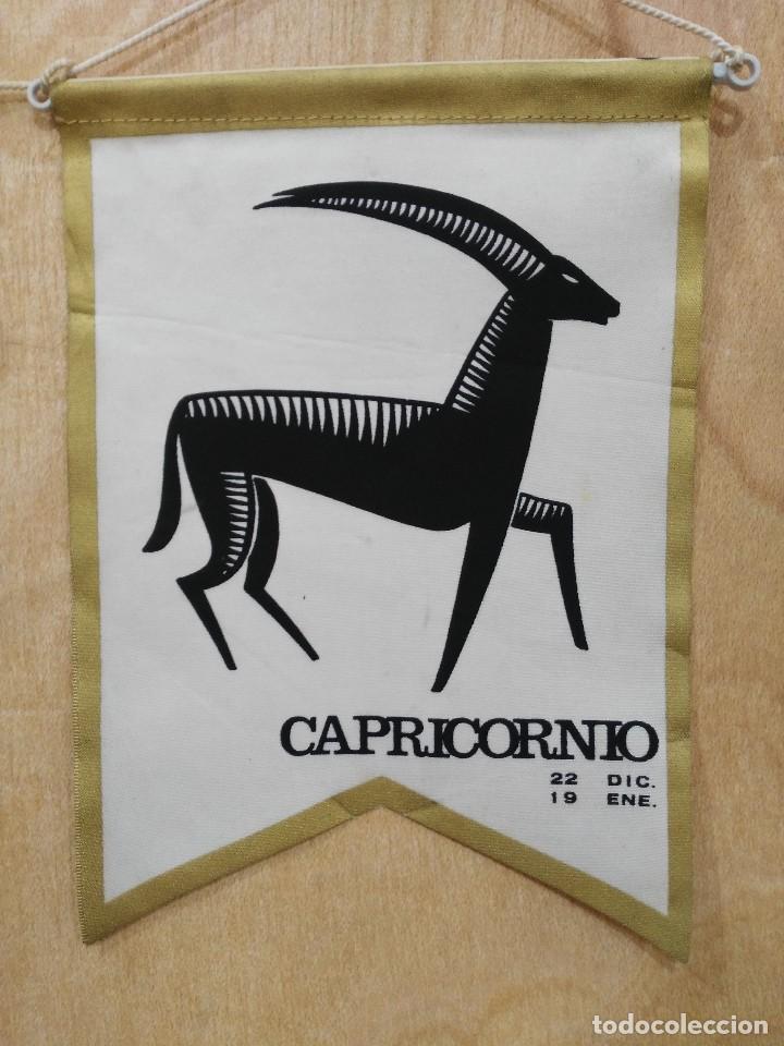 Galhardetes de cole&ccedil;&atilde;o: Bander&iacute;n Hor&oacute;scopo Capricornio
