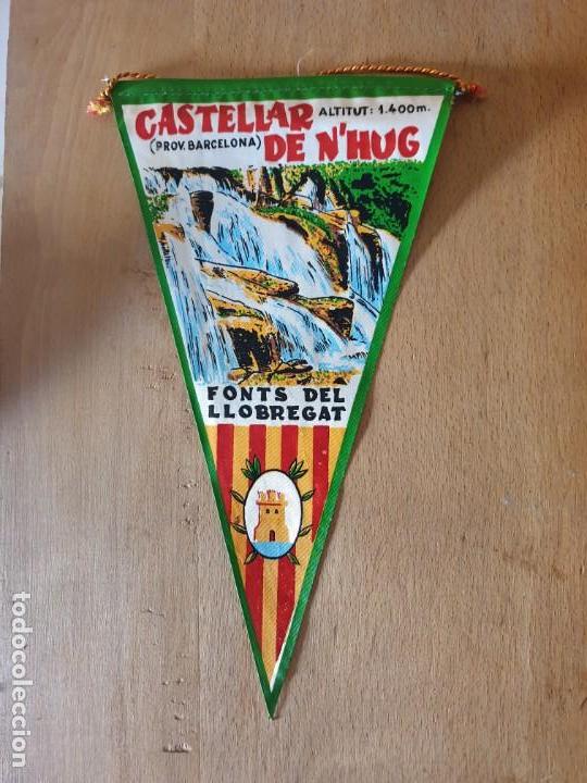 Fanions de collection: CASTELLAR DE N'HUG