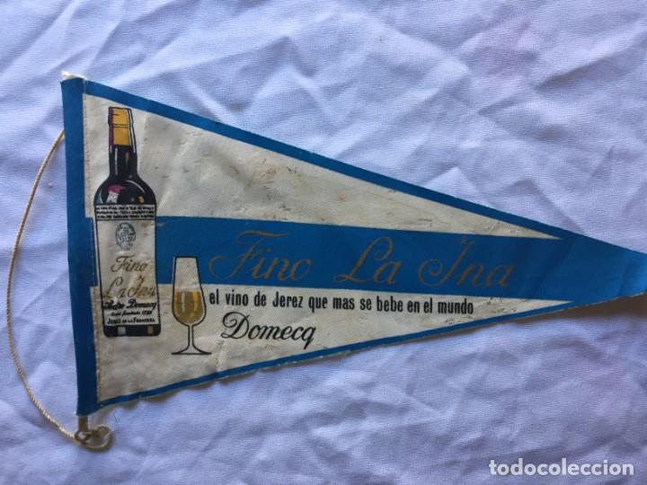 Sammlung von Wimpeln: FINO LA INA