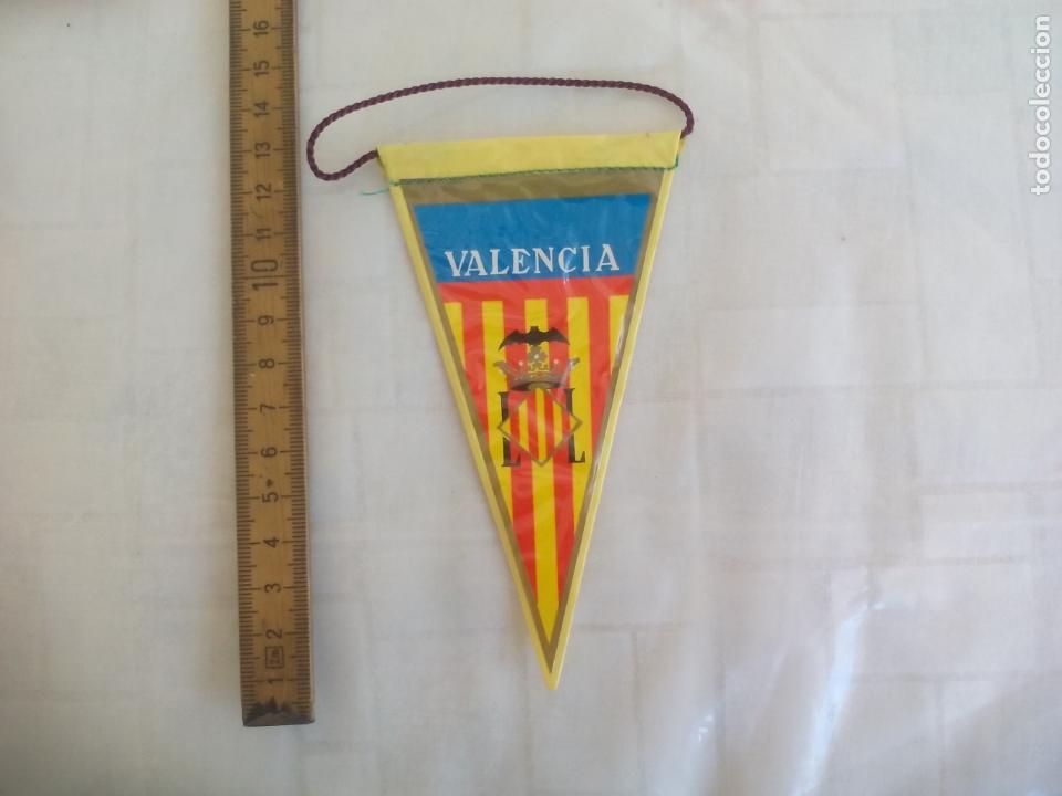 Collection pennants: ANTIGUO BANDER&Iacute;N DE VALENCIA, A&Ntilde;OS 60-70