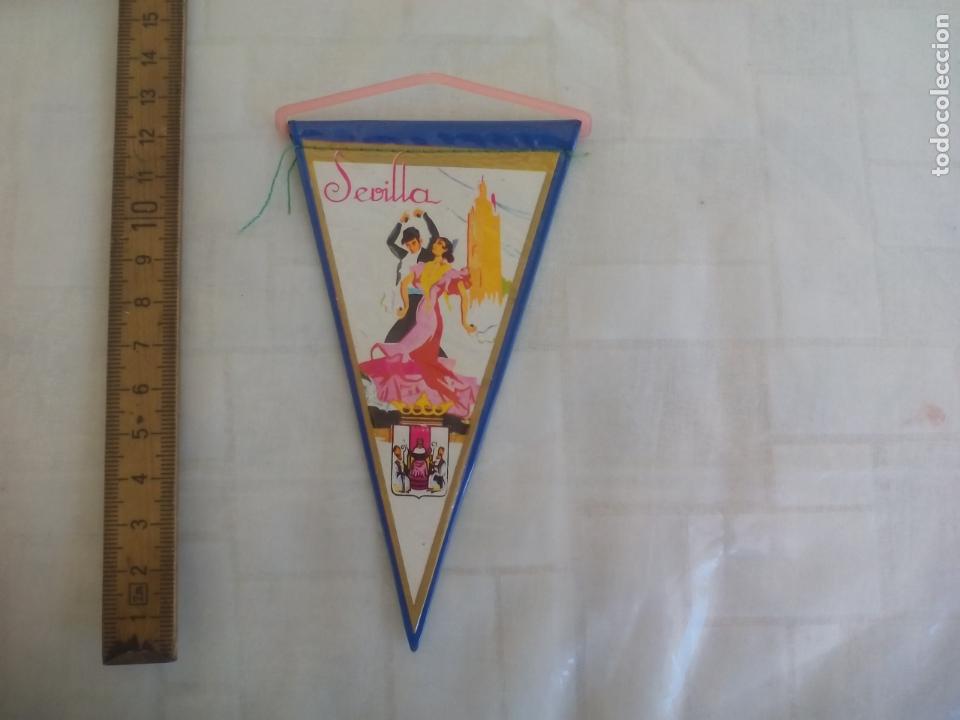 Collection pennants: ANTIGUO BANDER&Iacute;N DE SEVILLA, A&Ntilde;OS 60-70