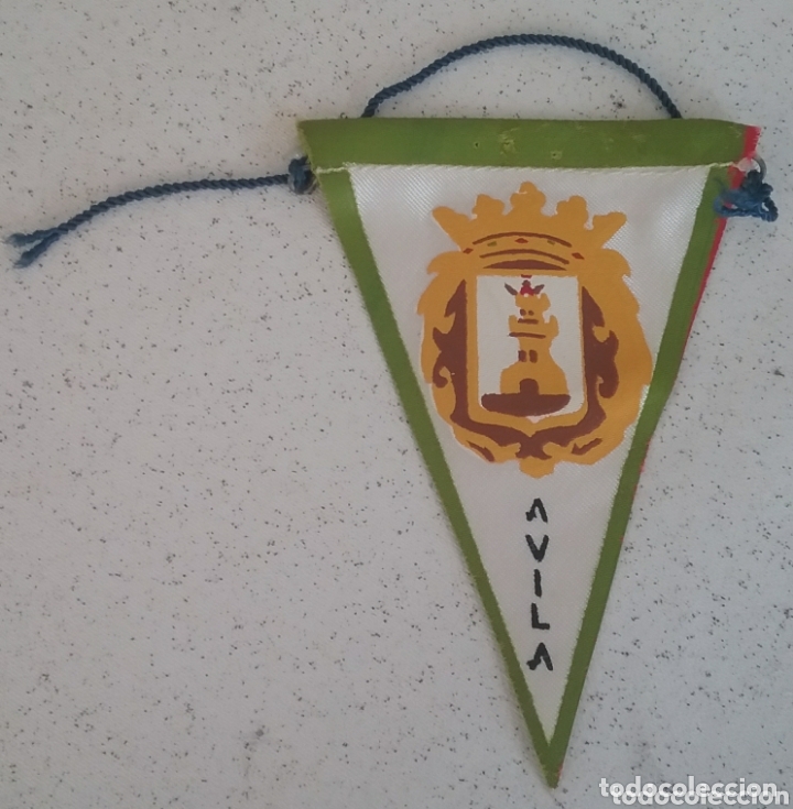 Galhardetes de cole&ccedil;&atilde;o: MINI Bander&iacute;n &Aacute;VILA.
