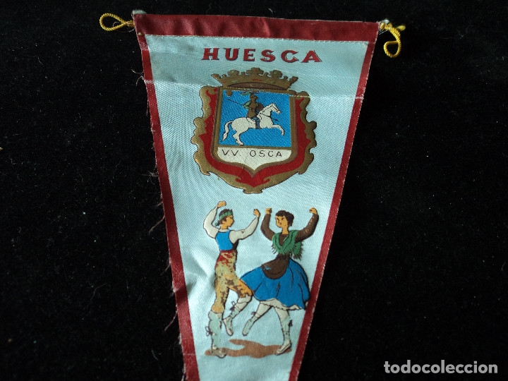Galhardetes de cole&ccedil;&atilde;o: antiguo banderin tela huesca 25 x 14 cm