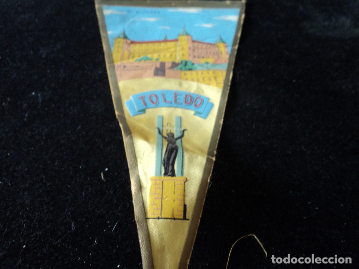 Galhardetes de cole&ccedil;&atilde;o: ANTIGUO BANDERIN TELA DE EL ALCAZAR DE TOLEDO 26 x 13 cm