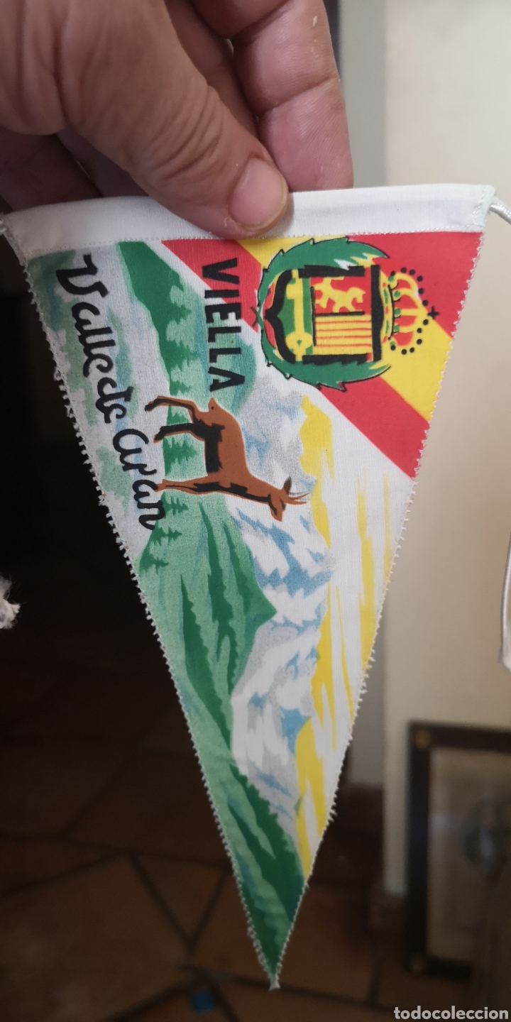 Bandierine di collezione: Bander&iacute;n del Valle de Ar&aacute;n Viella