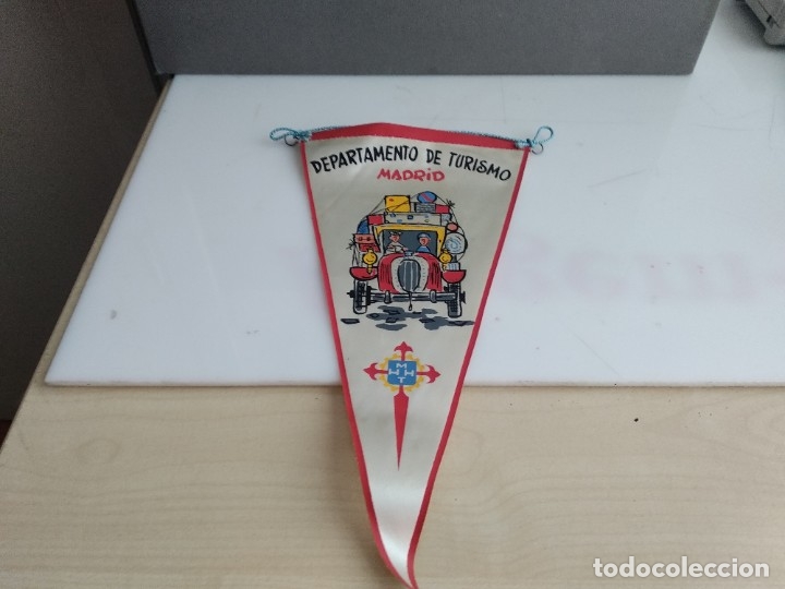 Sammlung von Wimpeln: ANTIGUO BANDERIN DE TELA  DEPARTAMENTO  DE TURISMO MADRID