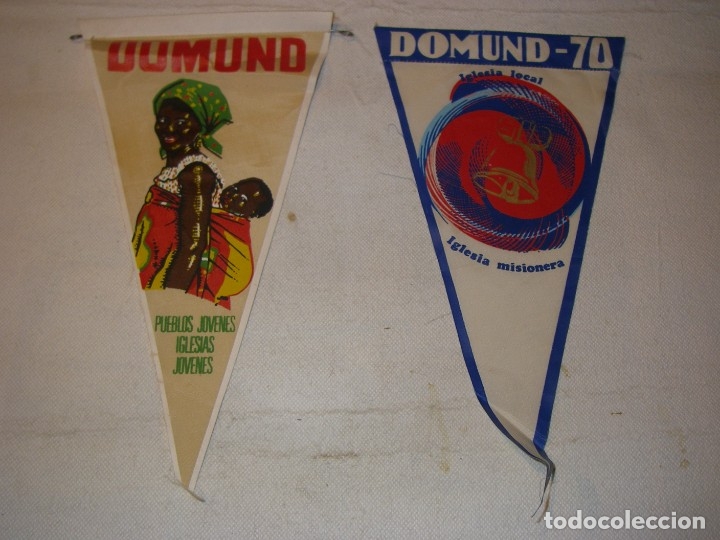 Collection pennants: 2 banderines del Domund y 1 de Santander.