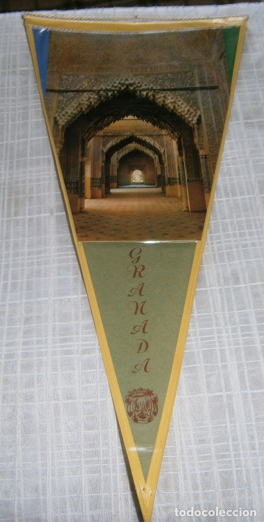 Collection pennants: banderin plastificado de granada