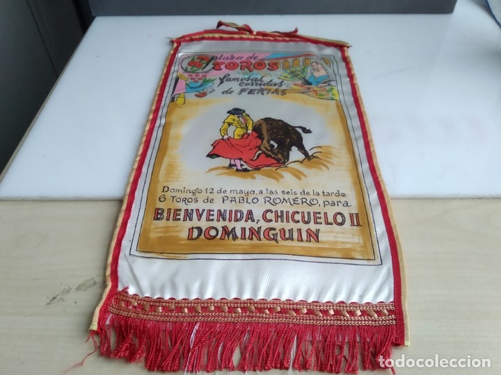 Sammlung von Wimpeln: ANTIGUO BANDERIN DE TELA TOROS