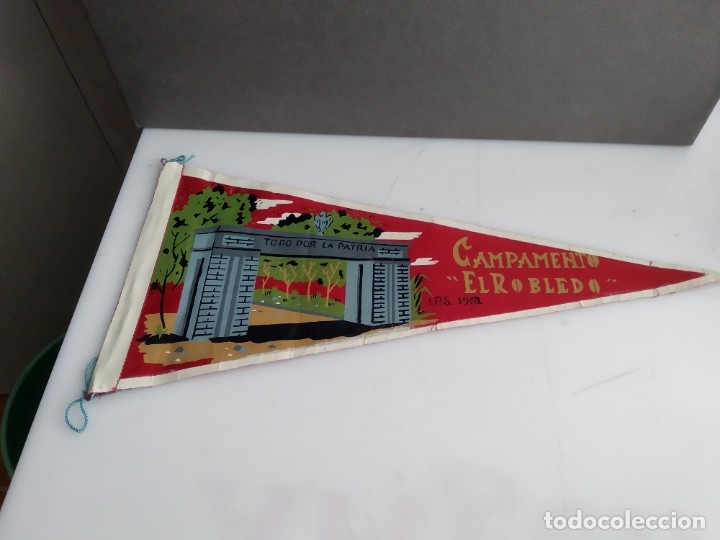 Sammlung von Wimpeln: ANTIGUO BANDERIN DE TELA PRIMERA CAMPAMENTO EL ROBLEDO