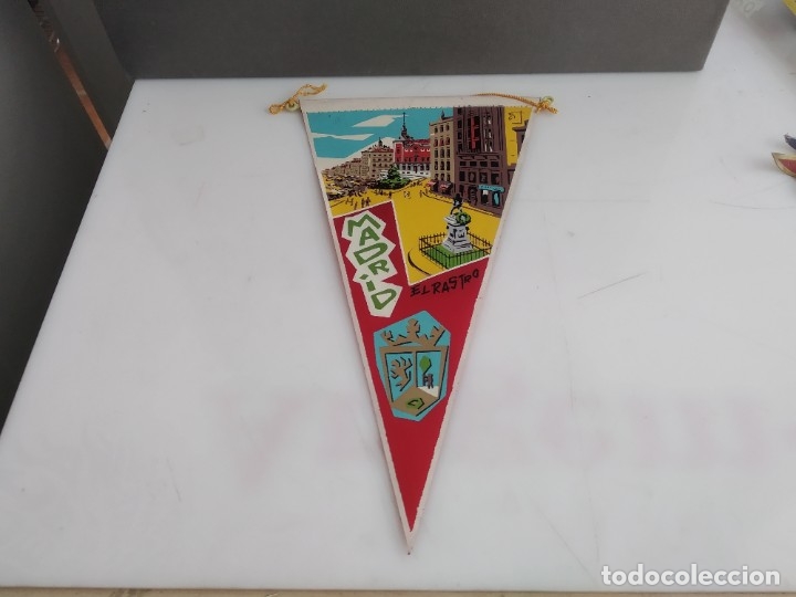 Collection pennants: ANTIGUO BANDERIN DE TELA MADRID EL RASTRO