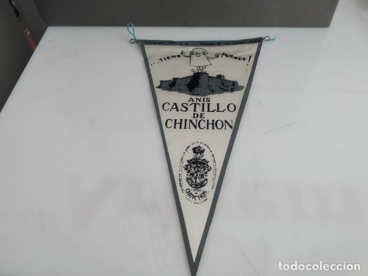 Bandierine di collezione: ANTIGUO BANDERIN DE TELA ANIS CASTILLO CHINCHON