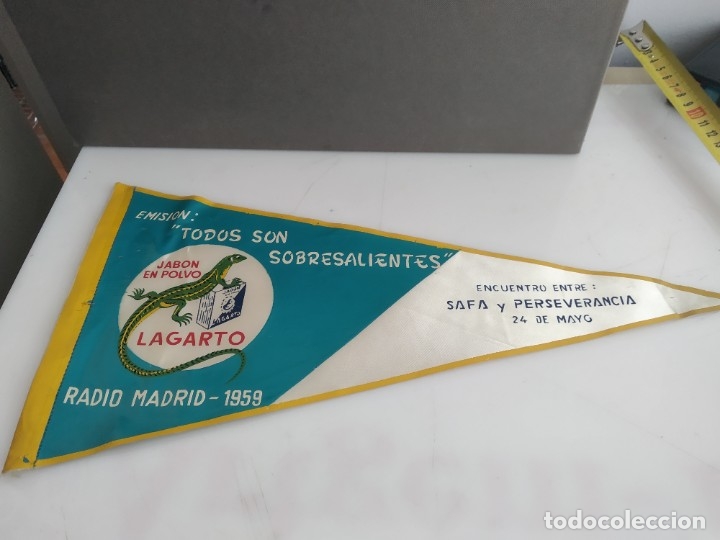 Bandierine di collezione: ANTIGUO BANDERIN DE TELA  JABON LAGARTO