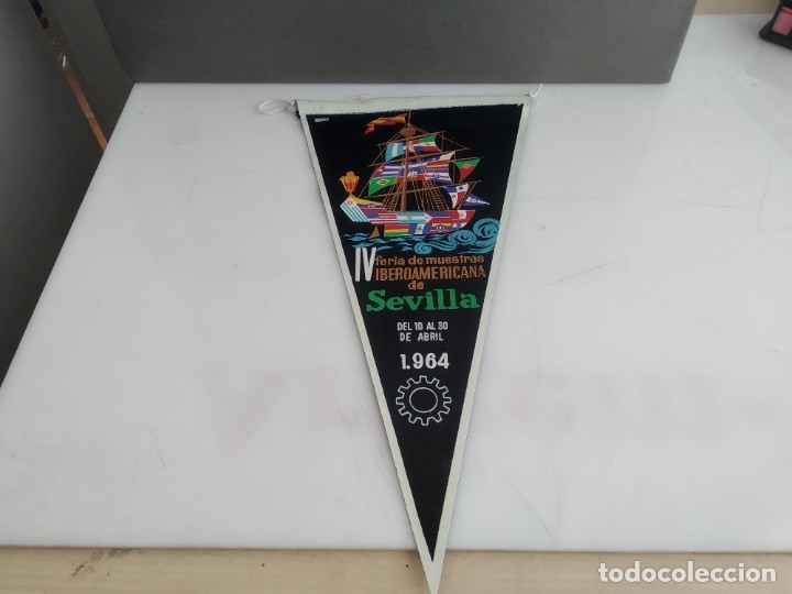 Bandierine di collezione: ANTIGUO BANDERIN DE TELA  FERIA MUESTRAS SEVILLA