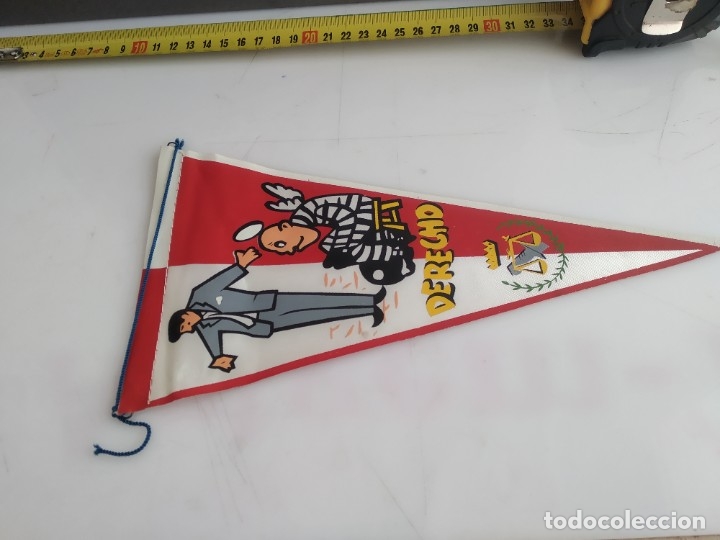 Sammlung von Wimpeln: ANTIGUO BANDERIN DE TELA DERECHO