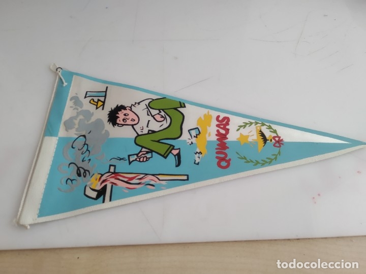 Bandierine di collezione: ANTIGUO BANDERIN DE TELA QUIMICAS