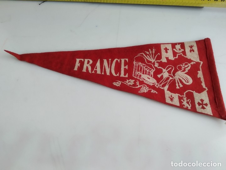 Fanions de collection: ANTIGUO BANDERIN DE TELA PARIS