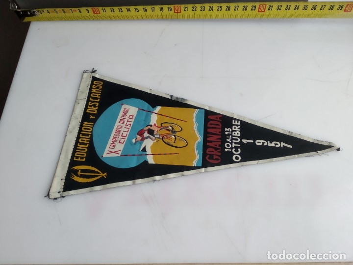 Bandierine di collezione: ANTIGUO BANDERIN CAMPEONATO NACIONAL CICLISTA A&Ntilde;OS 50