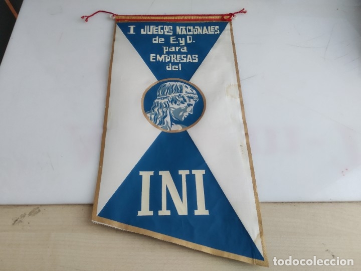 Sammlung von Wimpeln: ANTIGUO BANDERIN INI