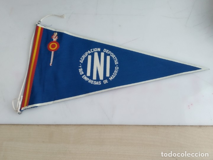Sammlung von Wimpeln: ANTIGUO BANDERIN ini