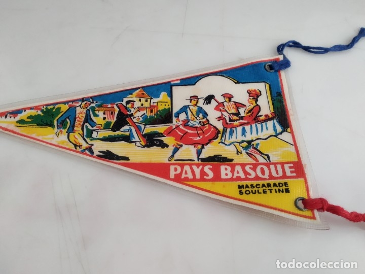 Sammlung von Wimpeln: ANTIGUO BANDERIN PAYS BASQUE