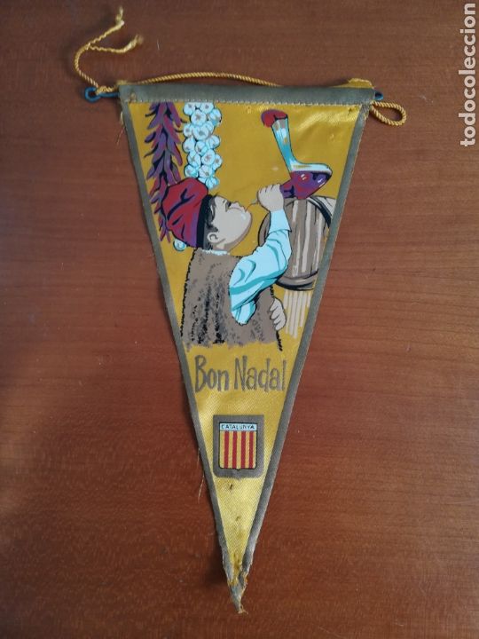 Sammlung von Wimpeln: Bander&iacute; Bon Nadal Catalunya - Pastoret, Barretina i Porr&oacute; - Porron