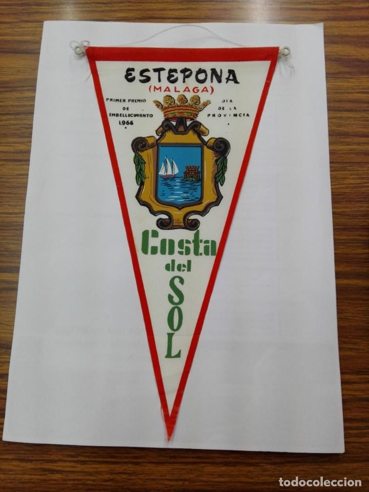 Sammlung von Wimpeln: Banderin Estepona ( M&aacute;laga ).