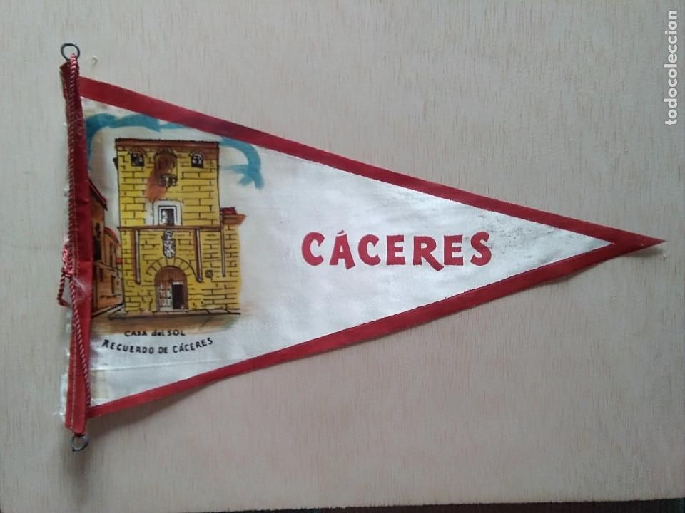 Sammlung von Wimpeln: BANDERIN CACERES CASA DEL SOL RECUERDO DE CACERES