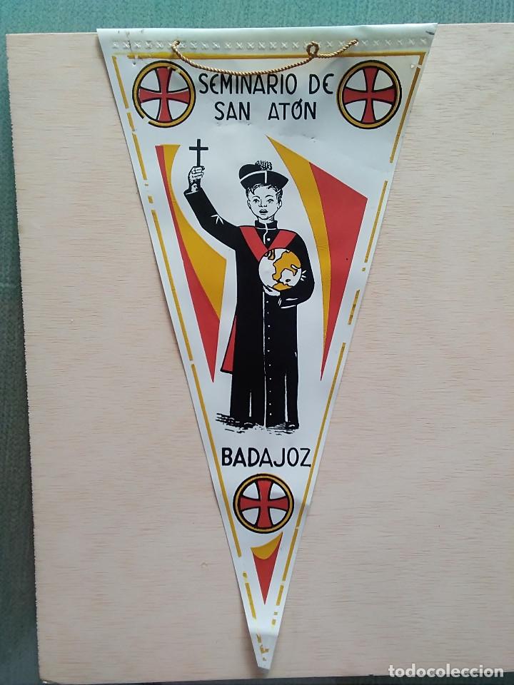 Sammlung von Wimpeln: BANDERIN SEMINARIO DE SAN ATON