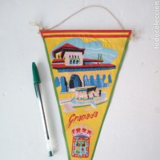 Banderines de colección: ANTIGUO BANDERÍN DE GRANADA. AÑOS 70. DE TELA