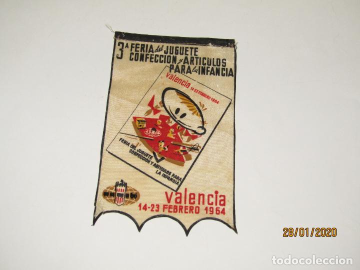Banderines de colecci&oacute;n: Antiguo Bander&iacute;n de Tela 3&ordf; Feria del Juguete en Valencia del A&ntilde;o 1967