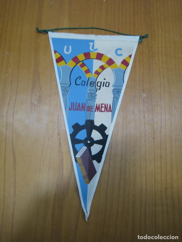 Galhardetes de cole&ccedil;&atilde;o: Antiguo banderin colegio Juan de Mena . Cordoba